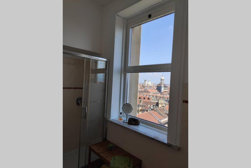 Domus Nova - Una Finestra Sui Tetti Turin Exterior foto