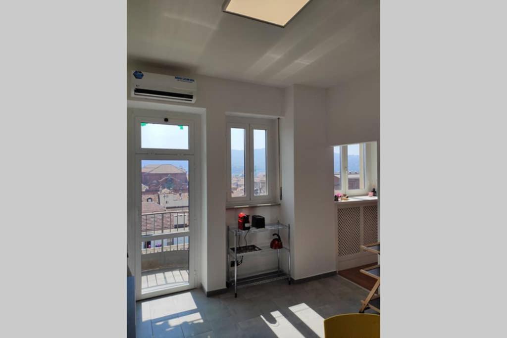 Domus Nova - Una Finestra Sui Tetti Turin Exterior foto