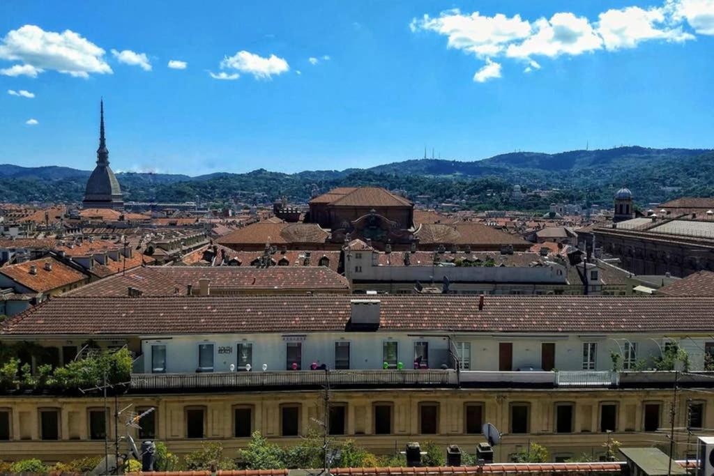 Domus Nova - Una Finestra Sui Tetti Turin Exterior foto