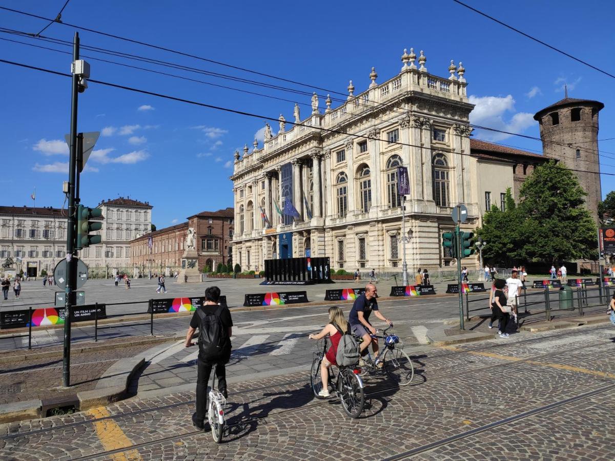 Domus Nova - Una Finestra Sui Tetti Turin Exterior foto